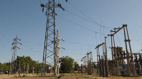 La demanda eléctrica de los grandes usuarios cayó 3,1% en promedio en el primer trimestre