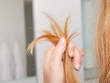 Pequeños cambios cotidianos ayudan a conservar la hidratación natural del pelo.