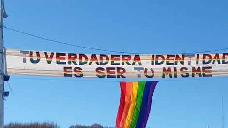 Los Andes | El pasacalles que habían colocado en el kilometro 0