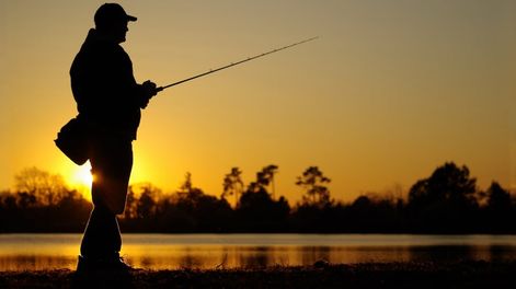 La normativa limita el sacrificio de Salmónidos a un máximo de 2 a 5 ejemplares por pescador, dependiendo de la cuenca geográfica, y establece la pesca de esta especie únicamente con señuelos artificiales y anzuelos sin rebaba. Para Pejerrey, el límite de sacrificio oscila entre 30 y 40 ejemplares, según el embalse