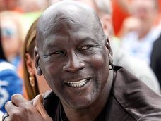 michael jordan dono us$7 millones para abrir dos clinicas medicas proyectadas para atender a casi 35.000 personas
