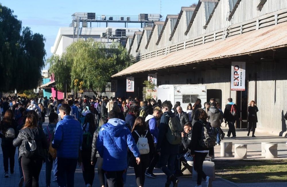 Las naves Cultural y Universitaria serán sede del encuentro que promociona las distintas carreras que se dictan en la provincia.