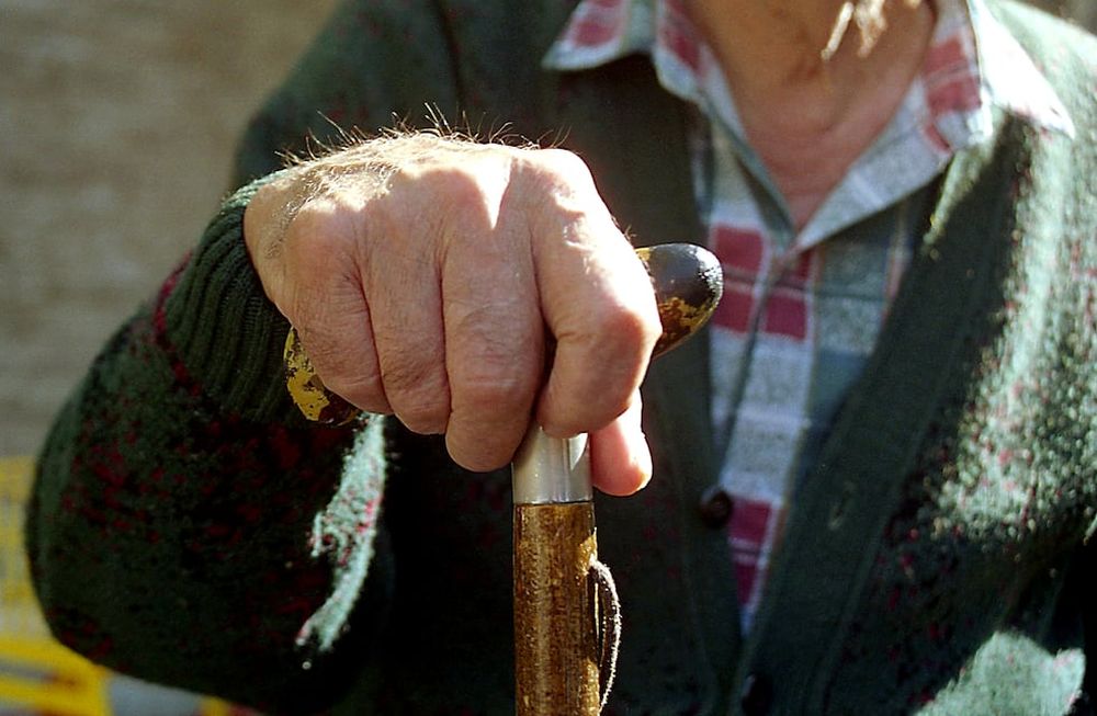 Hoy ya se ha dejado de usar la expresión “¿cuál es su gracia?”, que era la forma de preguntar el nombre de pila de una persona. Las nuevas generaciones ya no entienden el significado de esa pregunta.