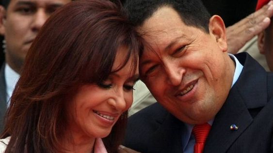 Durante el chavismo, Venezuela envió USD 21 millones en valijas para financiar la campaña de Cristina Kirchner, según Hugo El Pollo Carvajal, exjefe de Inteligencia (Archivo)