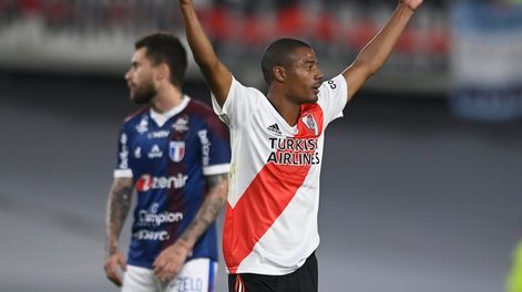 Nicolás De La Cruz estiró su vínculo con River Plate hasta fines de 2025.