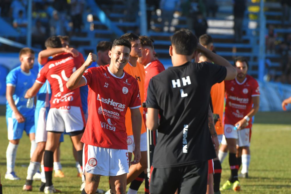 Nico Sandoval fue uno de las figuras en el Globo