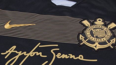 El Corinthians presentó su nueva camiseta en homenaje a Ayrton Senna