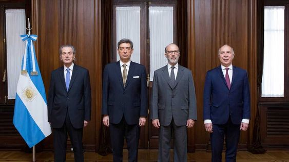 La Corte Suprema, órgano máximo del Poder Judicial. De izquierda a derecha: Juan Carlos Maqueda, Horacio Rosatti, Carlos Rosenkrantz, Ricardo Lorenzetti. / Foto: Prensa