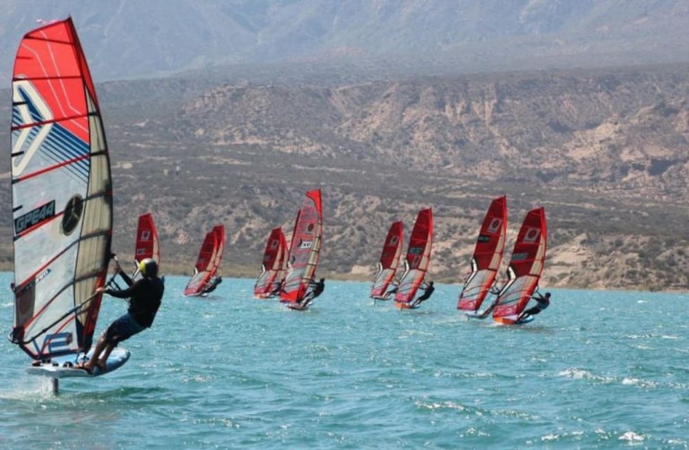 Potrerillos, el escenario preferido por los competidores, locales, nacionales e internacionales por sus condiciones de viento y paisaje.