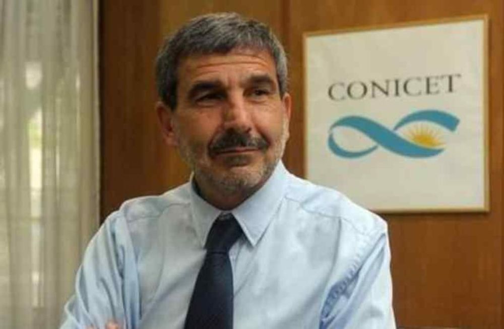 Roberto Salvarezza ministro de Ciencia, Tecnología e Innovación habla sobre la efectividad en la combinación de vacunas conta el Covid-19. Archivo