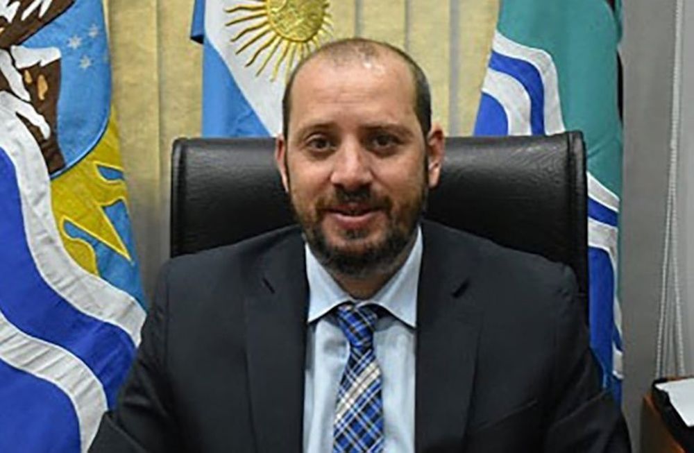 Federico Bodlovic, intendente de Luis Piedra Buena.