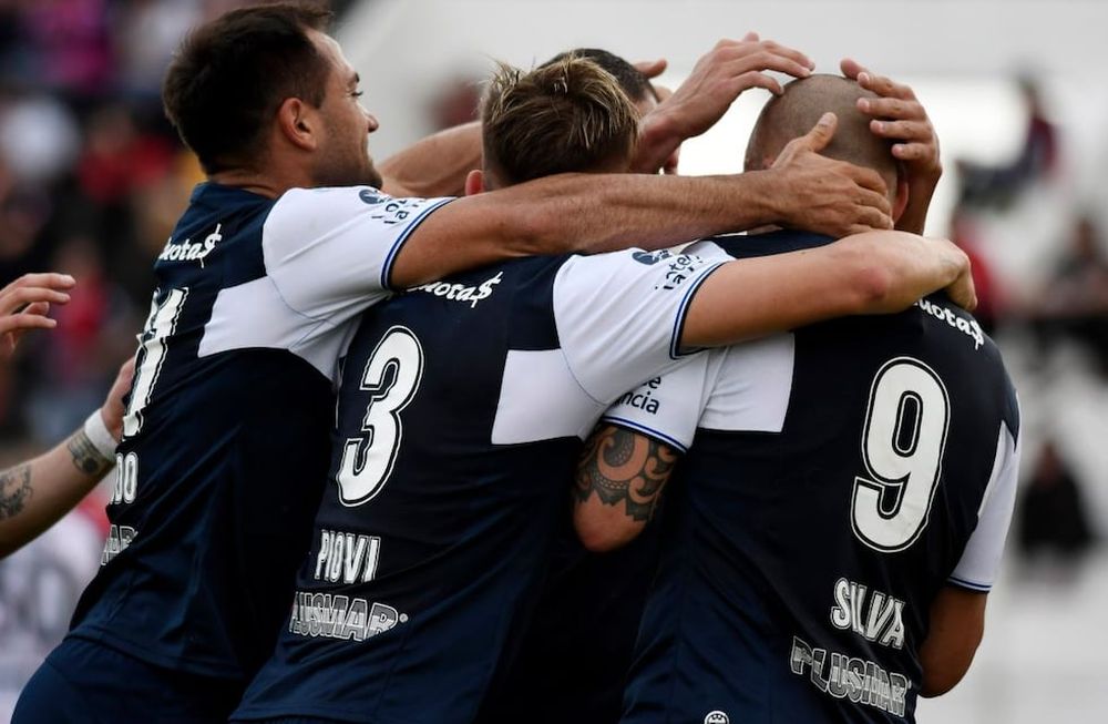 Gimnasia le ganó a Patronato, en un duelo clave por los promedios