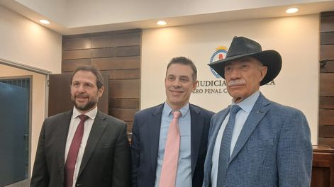 El secretario de Justicia de la Nación, Sebastián Amerio, junto al juez de la Corte, José Valerio, y el subsecretario de Justicia de Mendoza, Marcelo DAgostino.