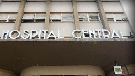 Un adolescente de 16 años fue herido y asaltado por dos hombres en Guaymallén cuando iba a encontrarse con una chica a quien había contactado vía Facebook. Fue operado en el Hospital Central.