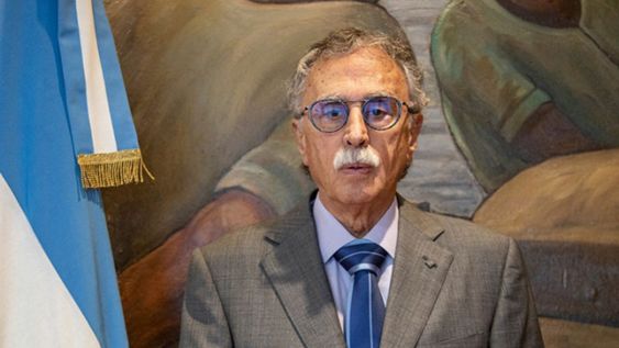 El Gobierno reglamentó el cobro de atención médica a extranjeros no residentes en hospitales nacionales.