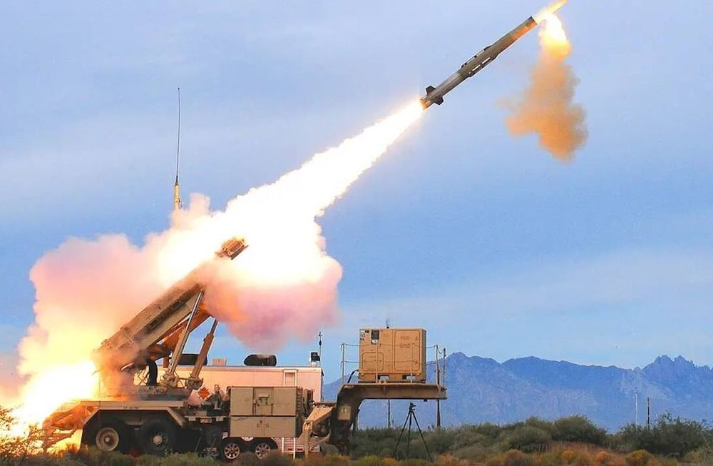 Sistema antimisiles Patriot.Los misiles hipersónicos Kinzhal de Rusia han destruido 3 sistemas de defensa estadounidenses, aseguran las autoridades rusas.