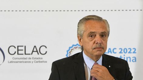 Los Andes | AME8444. BUENOS AIRES (ARGENTINA), 24/01/2023.- El presidente de Argentina Alberto Fernández asiste al Hotel Sheraton a la VII Cumbre de la Comunidad Estados Latinoamericanos y Caribeños (Celac), hoy en Buenos Aires (Argentina). La defensa de la democraci