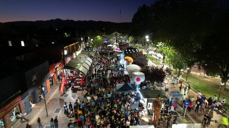 Cerca de 50 mil personas pasaron por los kioscos de Maipú