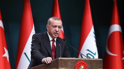 La Turquía de Erdogán busca liderar el panislamismo radical azuzando, por un lado, una guerra contra cristianos en Transcaucasia y, por otro, el boicot al país abanderado del laicismo occidental: Francia. / Gentileza