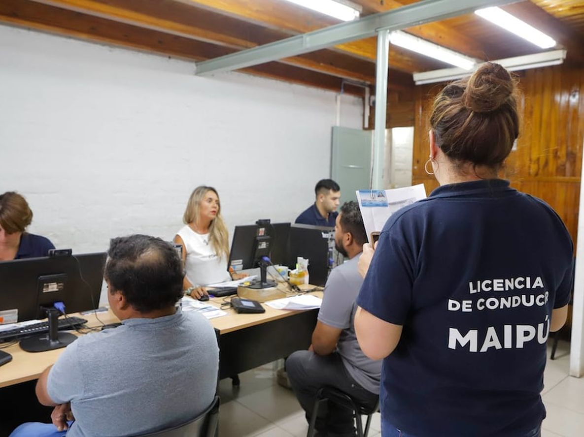 ¿Cómo sacar la licencia de conducir en Maipú?