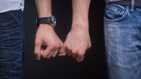 Por qué el 13 de febrero se celebra el Día Mundial de los Amantes