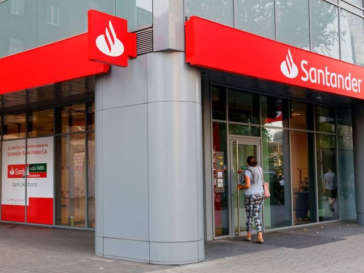 El Banco Santander se encuentra en la búsqueda de personal para cubrir empleos vacantes. Gentileza: El Financiero.
