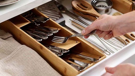 Una acumulación excesiva en el cajón principal de la cocina puede causar hasta problemas de salud.