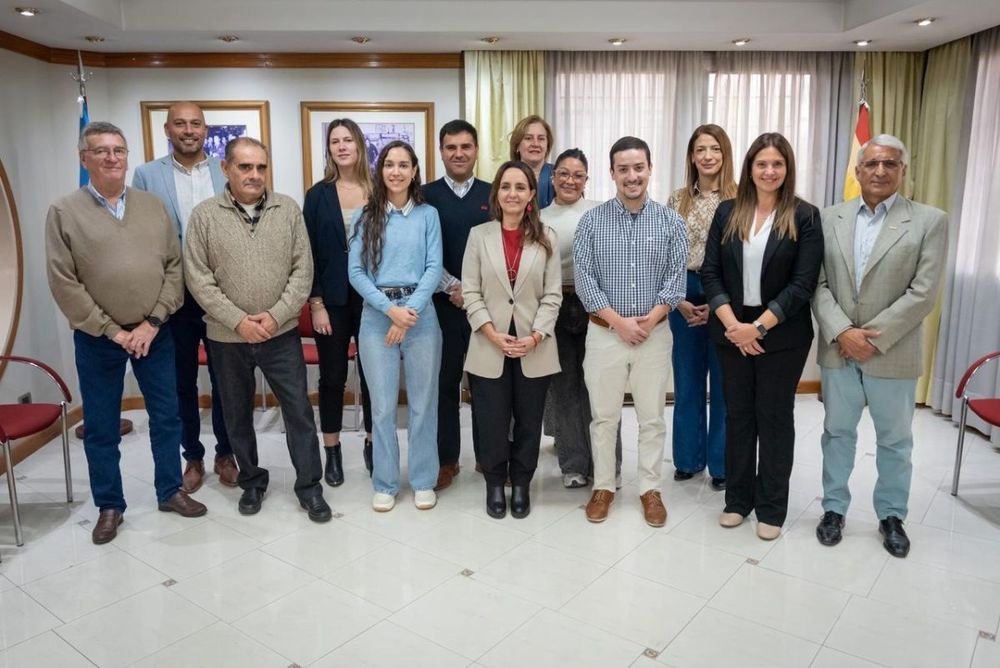 M&aacute;s de 400 cooperativas regularizadas y 1.100 estudiantes y docentes participaron de los programas impulsados por el Ministerio de Producci&oacute;n.