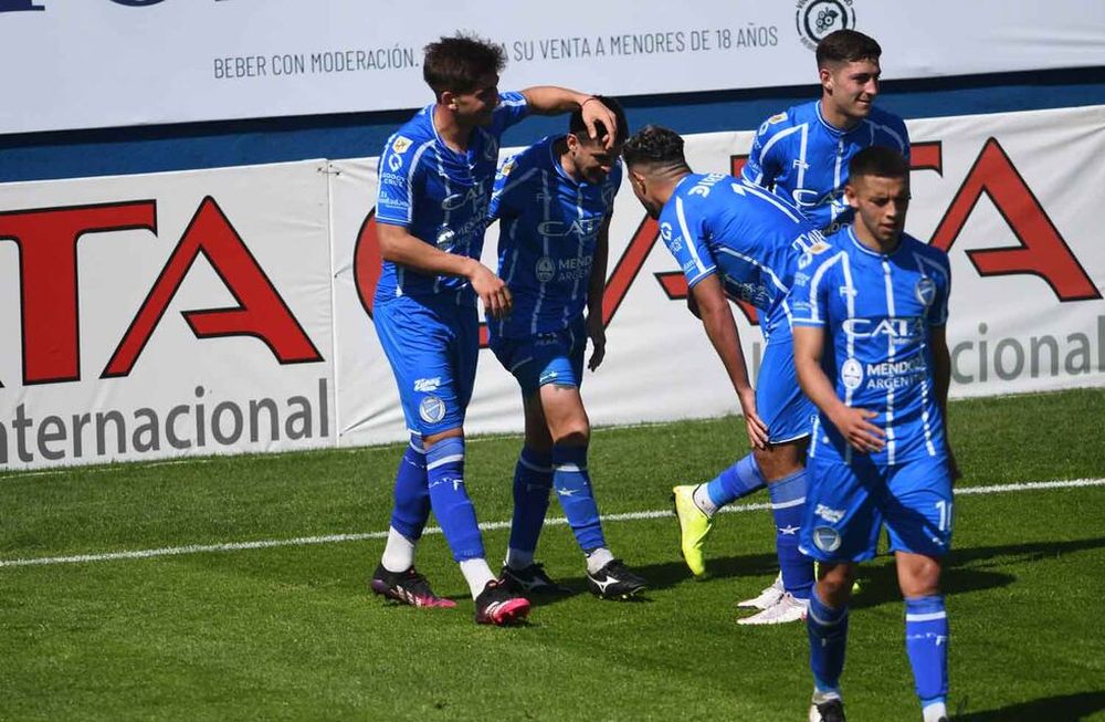 Por la Copa Argentina, Godoy Cruz jugará con Racing Club el miércoles 22 de setiembre los octavos de final. Habrá público de ambas parcialidades.