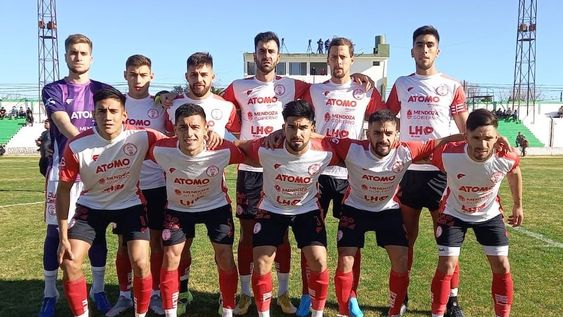 Huracán Las Heras disputa el Torneo Federal A, certamen que a partir del próximo fin de semana tendrá la televisación de un partido. / Gentileza.