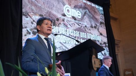 Alfredo González, presidente de CAME, en la apertura del encuentro con los candidatos.