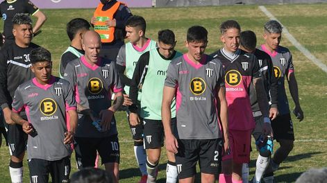 Los Andes | Mendoza 01 Agosto  de 2021  DeportesFútbol AFA - El  Club Atlético Gimnasia y Esgrima  cayó sin atenuantes ante Quilmes por 3-0 en uno de los paridos de la fecha 19 de la Zona A de la Primera Nacional.Foto: Orlando Pelichotti / Los Andes