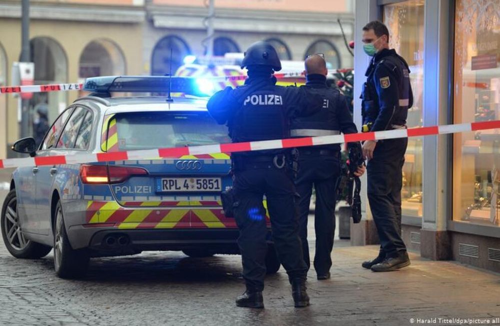 Un conductor atropelló a una multitud y mató a cuarto personas en Alemania. Foto DW