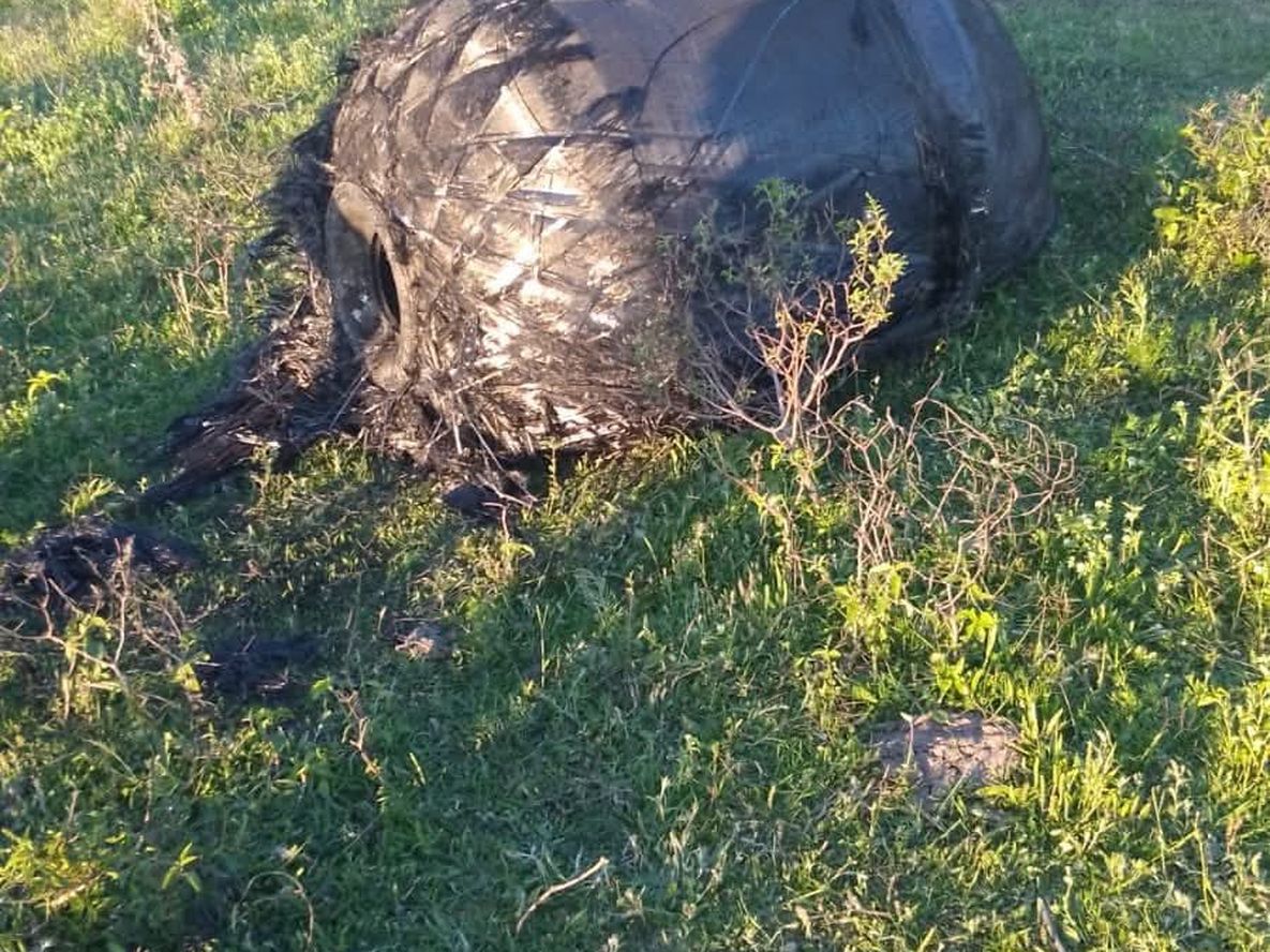 Cayó en un campo parte de un cohete espacial