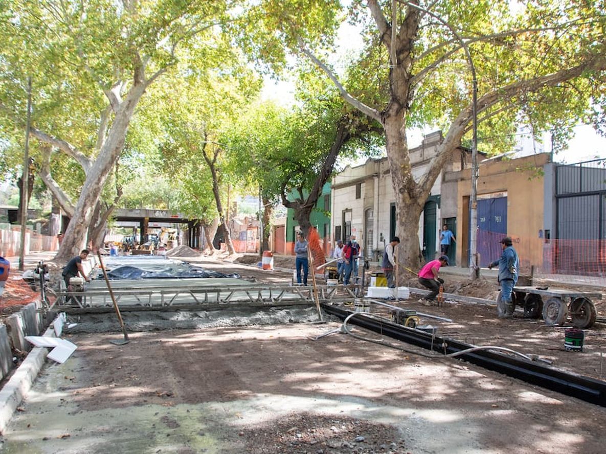 Progresan las obras de calle Suipacha en Ciudad