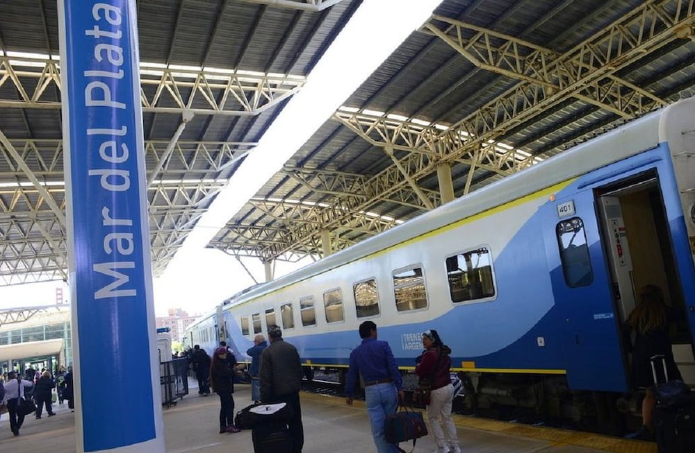 El tren a Mar del Plata es una opción barata para viajar a la costa. Sale desde Constitución (CABA) y tiene cuatro frecuencias diarias. / Gentileza