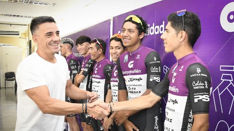 Calvente recibió al equipo de la Municipalidad de Guaymallén para la 49ª edición de la Vuelta Ciclista