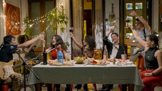 Juntos a la par celebramos el Día del Vino, nuestra Bebida Nacional. Foto: Gentileza.