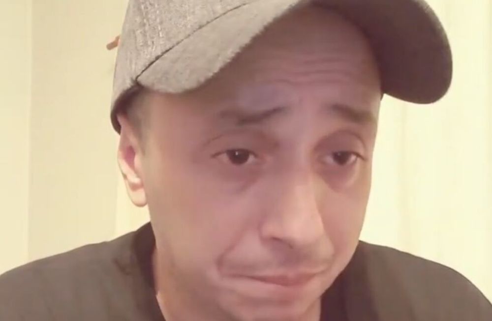 La emoción de El Dipy al escuchar su tema en el vestuario del Sevilla tras salir campeón de la Europa League