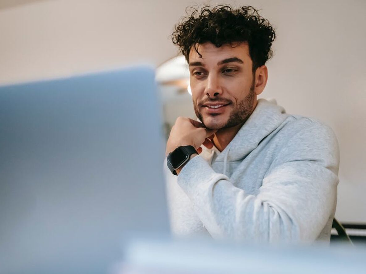 Programación web: todos los beneficios apuntan a quienes se dediquen a esta disciplina