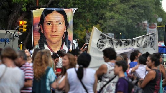 Una marcha de vecinos y familiares pidiendo justicia por Paula Toledo. | Foto: Archivo / Los Andes