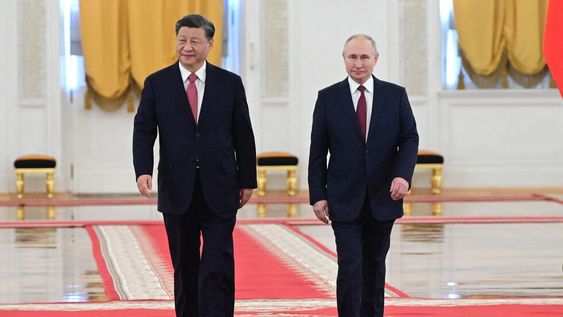 Xi Jinping y Vladimir Putin, presidentes de China y Rusia respectivamente, reunidos en Moscú.
