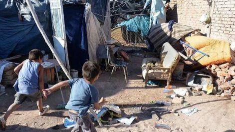 Según la UCA, creció la pobreza infantil en Argentina.