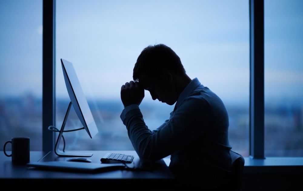Para la psicología, equilibrar la luz en los espacios del hogar contribuye al bienestar y a mantener una relación más positiva con el entorno.