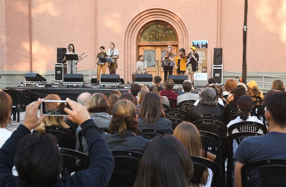El mega evento recorre escenarios emblemáticos de la provincia. | Foto: Archivo / Los Andes