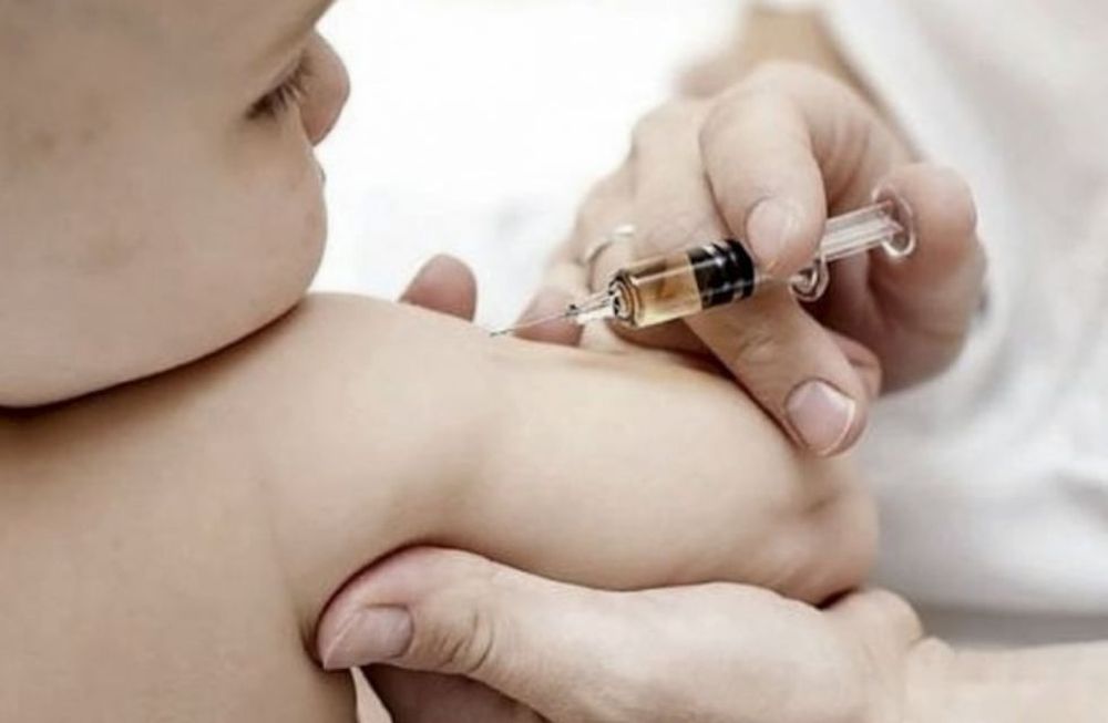 Argentina comenzó a implementar el nuevo esquema de vacunación contra la poliomielitis