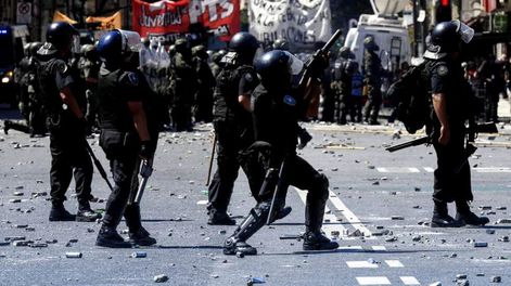 Tensiones de otro diciembre caliente  - Por Javier Álvarez