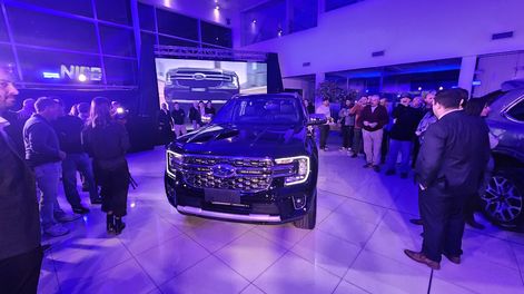Ford Everest fue presentada en Ford Goldstein.
