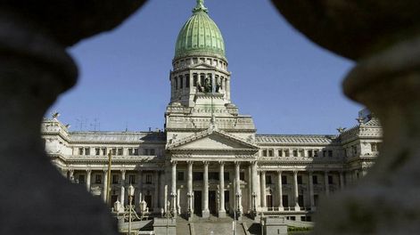 Memoria para gobernar y gestionar - Por Lucas Quesada