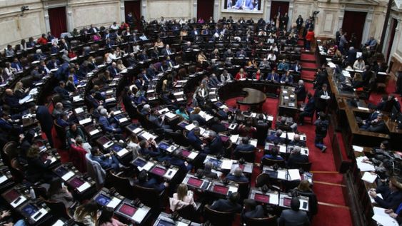 En la tarde de ayer, la Comisión de Presupuesto y Hacienda de Diputados comenzó a tratar la pauta de gastos e ingresos 2024, como también la separata con propuesta de recortes. Gentileza: Revista Acción.